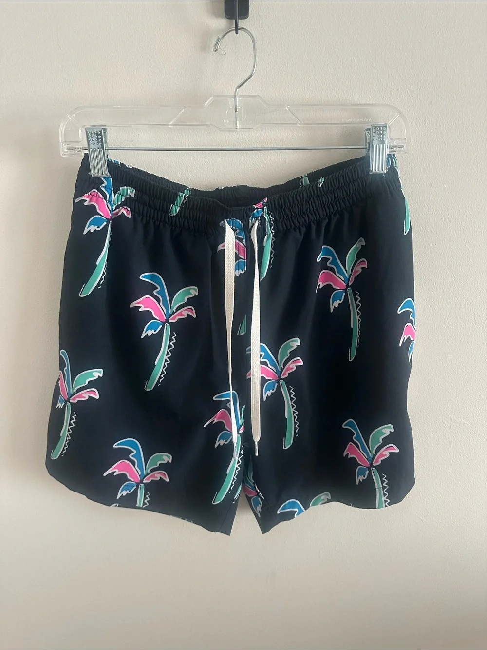 Chubbies Havana nights swim trunks size medium black palms